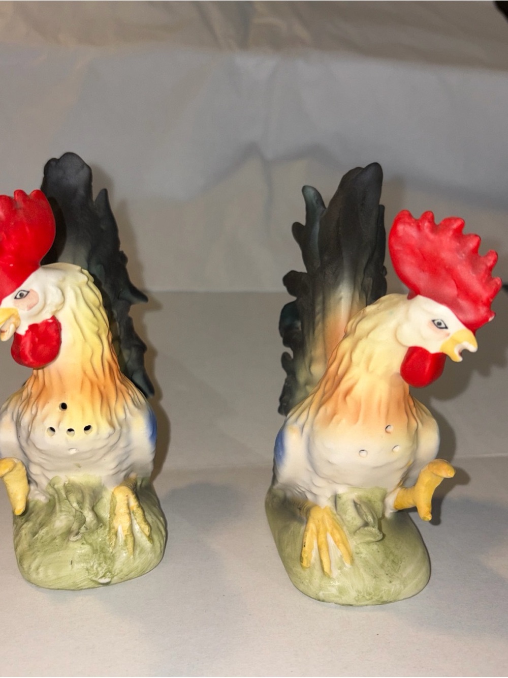 Vintage Lipper & Mann Roosters salt and pepper shakers MCM
